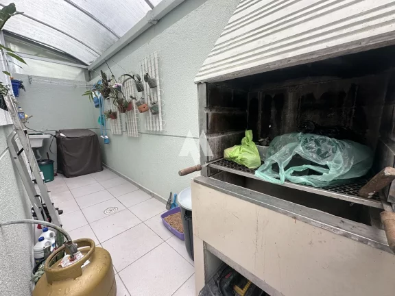 Imagem Casa Triplex com Churrasqueira, Solarium e 3 quartos em Santos!