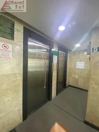 Imagem Apartamento à venda em Praia Grande-SP, bairro Tupi: 1 quarto, 1 sala, 1 banheiro, 60m² de área. Confira!