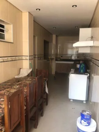 Imagem Sobrado com 5 dormitórios à venda, 145 m² por R$ 750.000,00 - Ocian - Praia Grande/SP