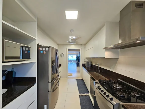 Imagem Apartamento de Luxo à Venda em Riviera de São Lourenço Módulo 08 - 4 Quartos, 4 Suítes, 3 Salas e 4 Vagas de Garagem - Imperdível!