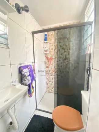 Imagem Apartamento em Santos, todo reformado com 2 Dormitórios, com suíte. Excelente Localização