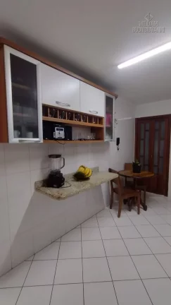 Imagem APARTAMENTO GRANDE EM PREDIO FRENTE MAR EM SÃO VICENTE!