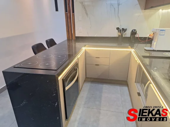 Imagem Imperdível oportunidade! Casa à venda na Penha, São Paulo-SP, 3 quartos, 1 suíte, 1 sala, 4 banheiros, 4 vagas, 150 m².