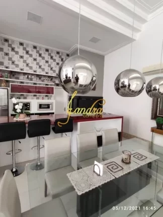Imagem Excelente Casa no Condomínio Capão Ilhas! Estilo Contemporânea, mobiliada e decorada, composta por 03 suítes