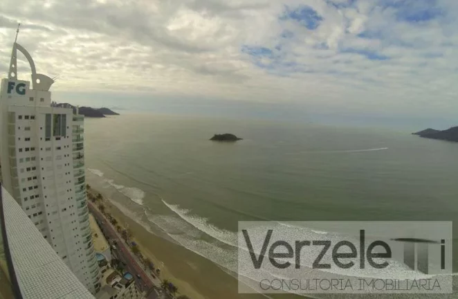 Imagem Frente ao Mar para Venda em Balneário Camboriú / SC no bairro Centro
