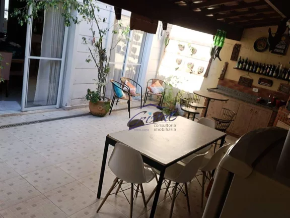 Imagem Casa com 3 dormitórios (1 suíte) à venda, 86 m² - Granja Viana - Carapicuíba/SP