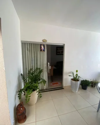Imagem Casa De 2/4 C Suite No Jardim Veneza
