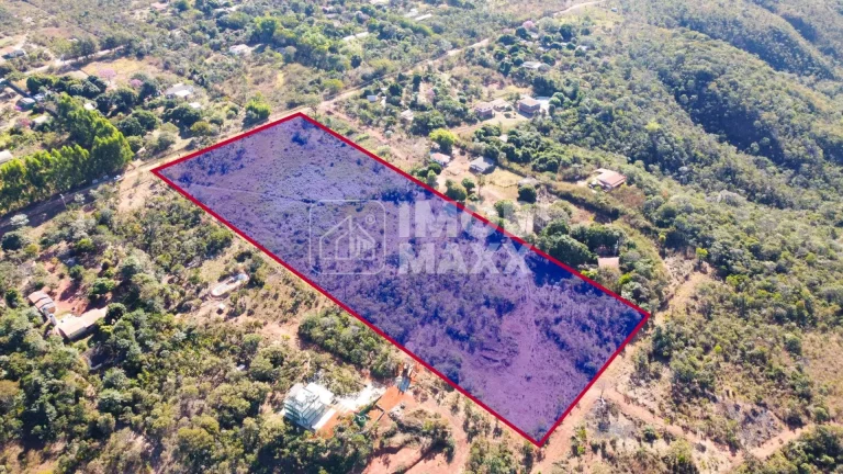 Imagem Chácara a venda NR Euller Paranhos - terra nua - 28000 m² - com nascente - Escriturada e Registrada.