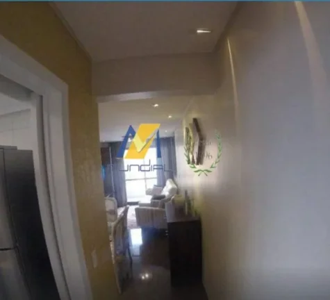 Imagem Com 2 dormitórios, sendo 1 suite, sala 2 ambientes.