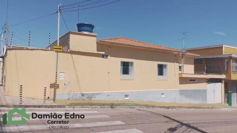 Imagem Casa com 3 dorm. Um com suíte e closet, sala 2 amb. Teto rebaixado com Led