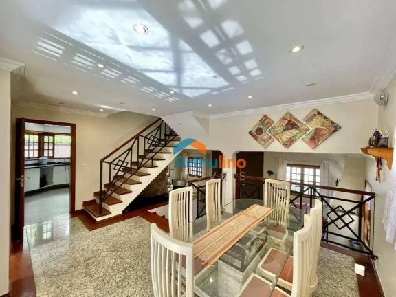 Imagem Casa com 3 dormitórios, 1 suíte, 4 vagas à venda, 318 m² por R$ 1.650.000 - São Paulo II - Cotia/SP