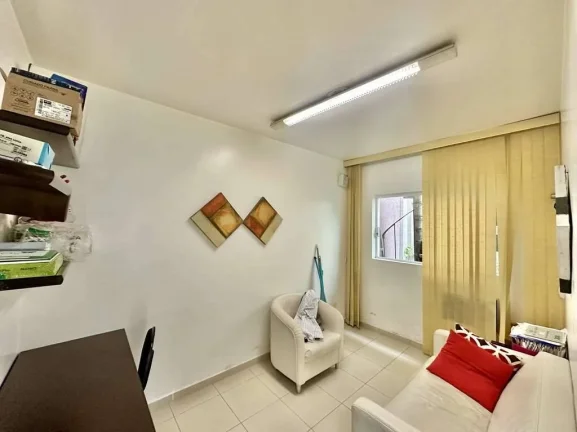 Imagem Sobrado COMERCIAL - 6 salas, recepção, 2 vagas - próx. ao Portal do Morumbi