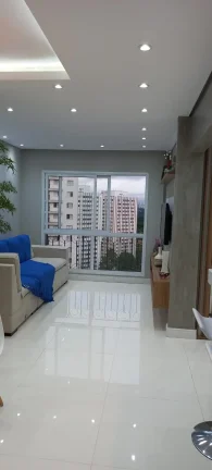 Imagem Apartamento 90 M², 3Q, 1 Suíte, 2 Banheiros, 1 Vaga, Semi-mobiliado, Luminárias, Led, Cozinha com ilha.