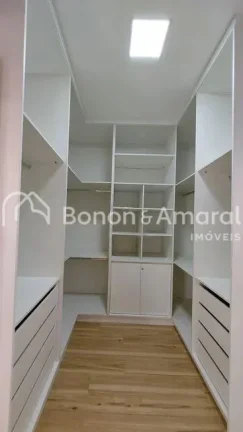 Imagem Apresentamos uma casa encantadora, ideal para criar momentos inesquecíveis com sua família. Com um...