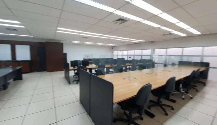 Imagem Conjunto de Salas Comerciais para locação no bairro Cambuí em Campinas