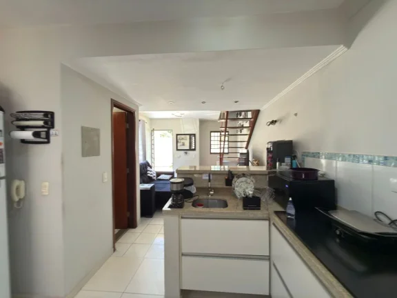 Imagem Sobrado Moderno em Condomínio – Funcionalidade, Conforto e Excelente Localização