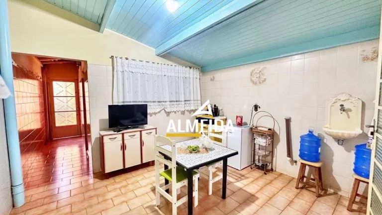 Imagem Casa com 3 dormitórios à venda, 180 m² por R$ 450.000,00 - Centro - Santa Gertrudes/SP
