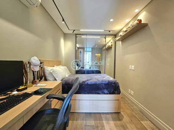 Imagem Vila Nova Conceição Cobertura à Venda Recém Reformada pelo escritório de arquitetura Fernanda N...