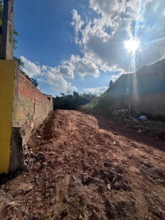 Imagem Terreno à venda, 162 m² por R$ 185.000,00 - Cidade Edson - Suzano/SP