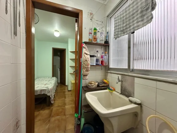Imagem Apartamento 2Dórmitórios dependência - Bairro Centro
