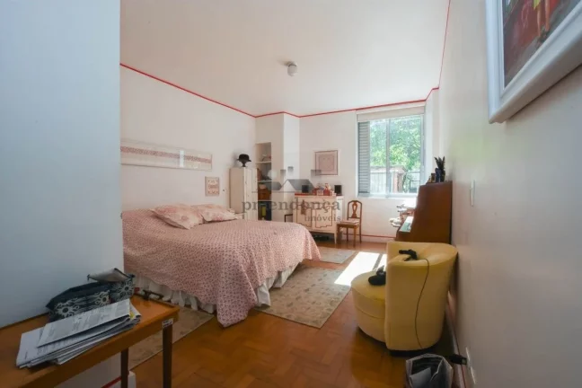 Imagem Apartamento 3 quartos, 1 suite, 1 vaga, 271 m²