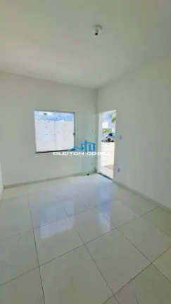 Imagem Casa para Venda em Feira de Santana, Feira 7, 2 dormitórios, 1 banheiro, 2 vagas