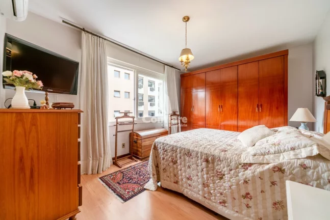 Imagem Apartamento à venda em Porto Alegre, Petrópolis, com 4 quartos, 201,6m2
