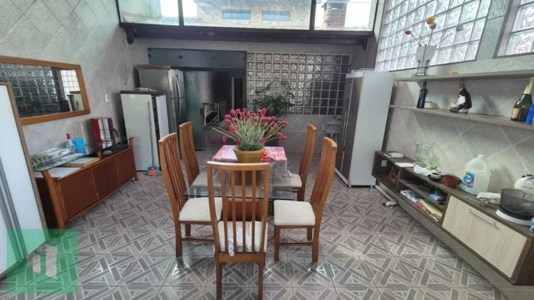 Imagem Sobrado à venda em São Bernardo do Campo, Montanhão, com 3 quartos, 362,47m2