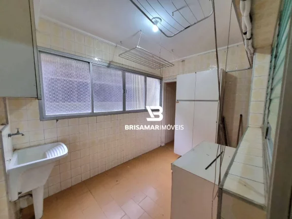 Imagem PITANGUEIRAS - UMA QUADRA DA PRAIA , LOCALIZAÇÃO ESPETACULAR , GARAGEM NO PRÉDIO, CONDOMÍNIO BAIXO.