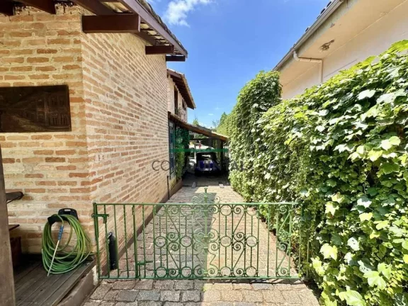 Imagem Casa com 4 Quartos à Venda, 300 m² em Jardim Do Golf I - Jandira