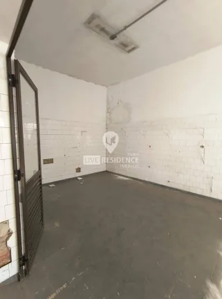 Imagem Oportunidade Única! Barracão com Infraestrutura Live Residence