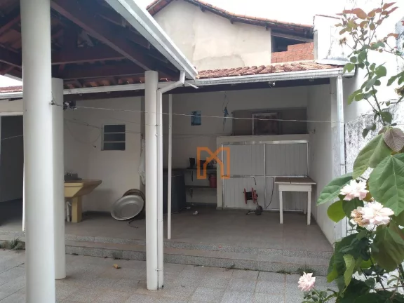 Imagem Casa com 4 dormitórios à venda, 280 m² por R$ 760.000,00 - Varginha - Itajubá/MG