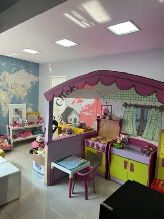 Imagem Sobrado para Venda no bairro Vila Lusitânia em São Bernardo do Campo, 3 dormitórios (sendo 2 suítes), 4 vagas, 258m²