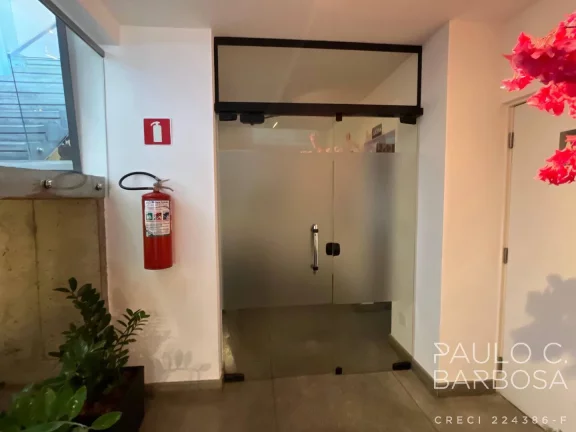 Imagem Vila Madalena Locação - Imóvel Comercial 250m² - 2 + 1 Vagas