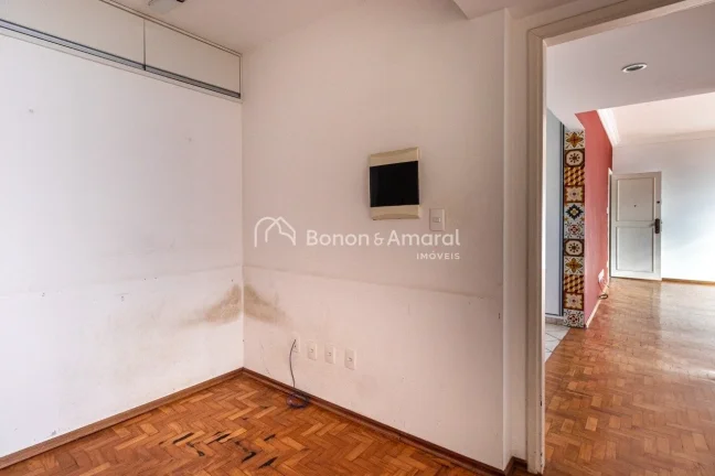 Imagem Apartamento aconchegante e funcional, ideal para quem valoriza conforto e praticidade. São três do...