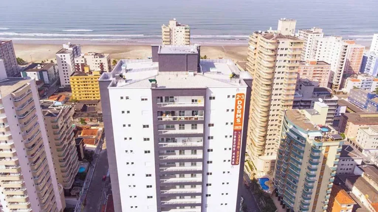 Imagem APARTAMENTO COM 132 m² - TUPI - PRAIA GRANDE SP