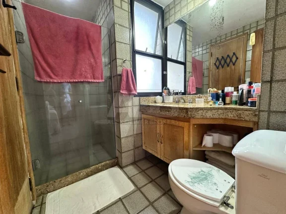 Imagem Apartamento à venda na Barra da Tijuca, 4 quartos, 2 vagas, varanda, 136m2.