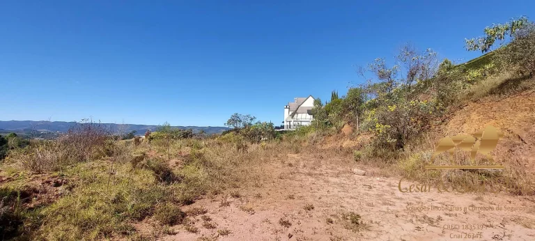 Imagem Belíssimo lote com 8.940m² no Condomínio Pedra do Fogo -Campos do Jordão/SP