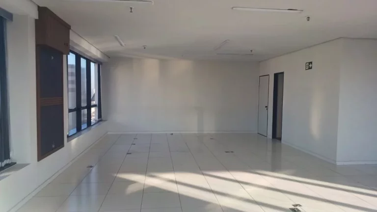 Imagem Sala para alugar, 98 m² por R$ 5.610,66 - Centro - São José dos Campos/SP