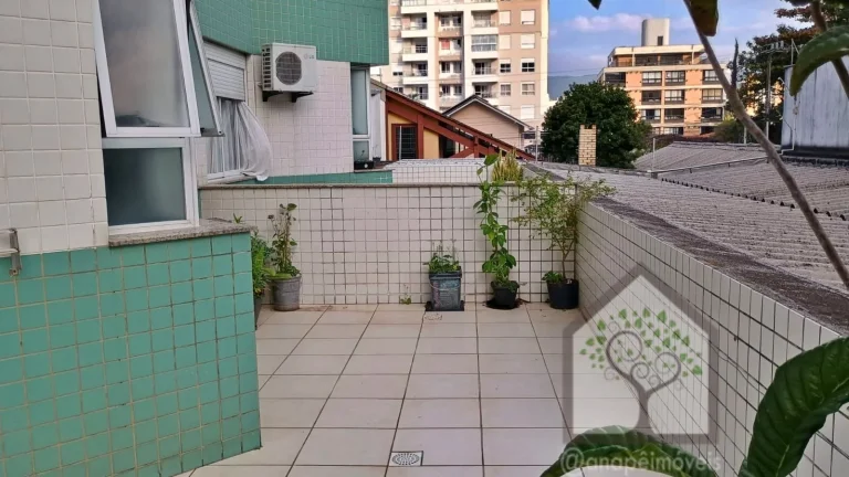 Apartamento Garden em Trindade, Florianópolis/SC