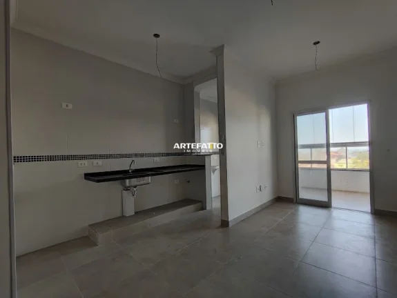 Imagem Novo e excelente apartamento na Praia das Toninhas