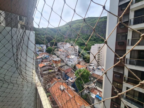 Imagem Apartamento de 3 Quartos para Venda em Copacabana com 100 m²