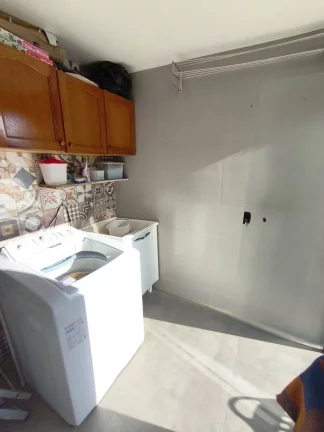 Imagem Vendo esta excelente casa no bairro: Varginha - Nova Friburgo.