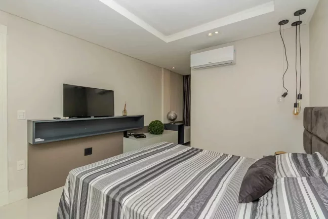 Imagem Apartamento de 3 suites e 1 vaga de garagem frente mar em Balneário Camboriú/SC