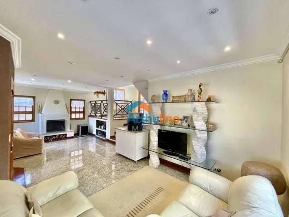 Imagem Casa com 3 dormitórios, 1 suíte, 4 vagas à venda, 318 m² por R$ 1.650.000 - São Paulo II - Cotia/SP