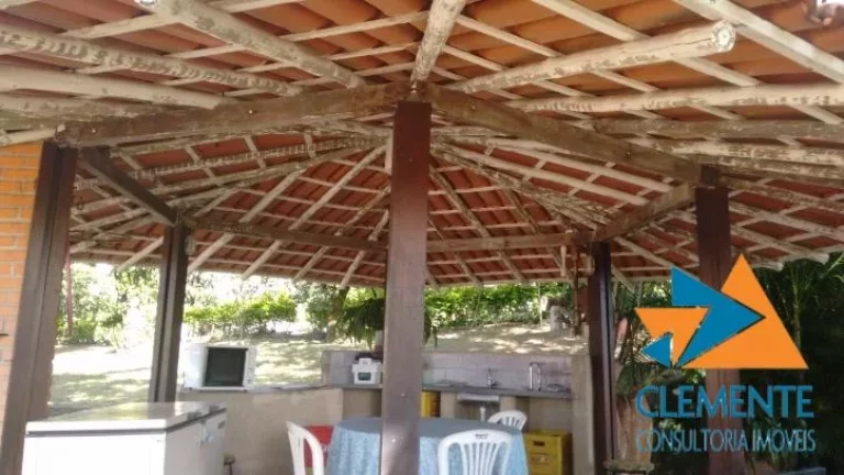 Imagem Sítio de 42.100 m2, área urbana, 3 casas, Sta Luzia-MG