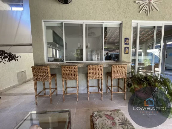 Imagem Casa com ótimo potencial na Praia da Enseada !