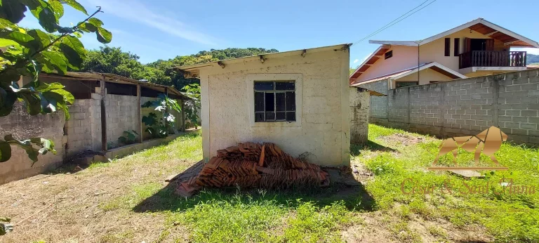 Imagem Lote a venda em São Bento do Sapucaí com 450m².