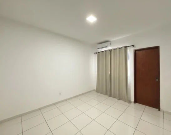Imagem Casa térrea à venda no bairro Taveirópolis – excelente localização!