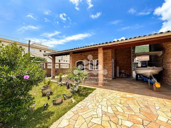 Imagem Casa com 5 quartos à venda, por R$ 750.000 - Praia da Maranduba - Ubatuba/SP